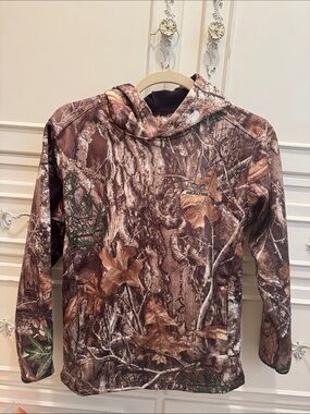Realtree Hooded Camo Pullover with face mask, youth large 10/12